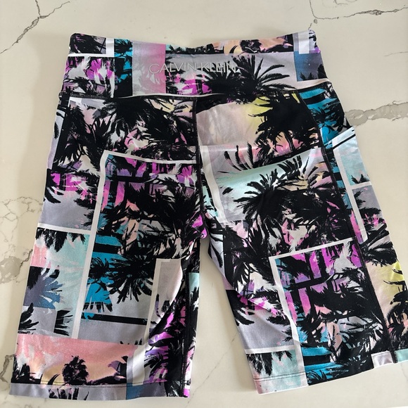 90s Calvin Klein Multicolor Tropical Print Bike Shorts - Picture 2 of 3